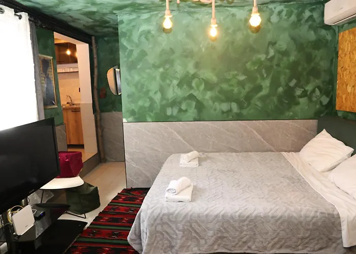 公寓 Albania 地拉那