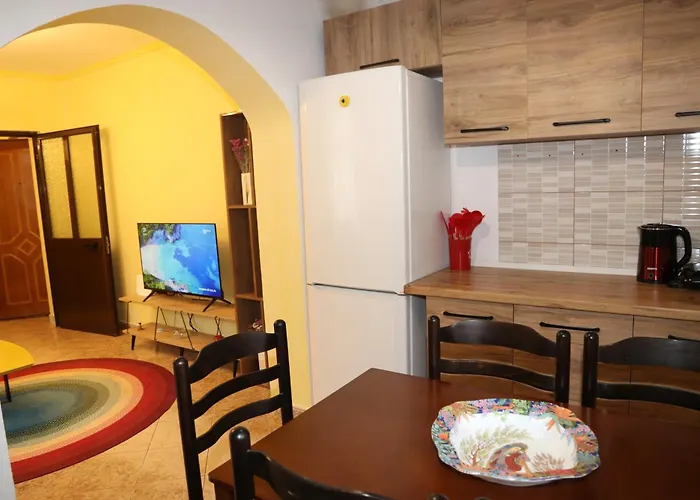 Albania Διαμέρισμα *